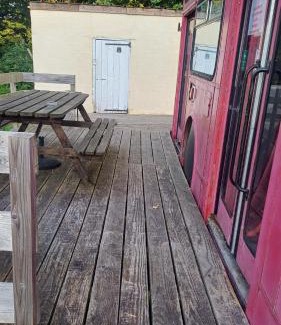 Saint-Philbert-sur-Risle Bed & Breakfast | insolite bus anglais le Buckinghambus
