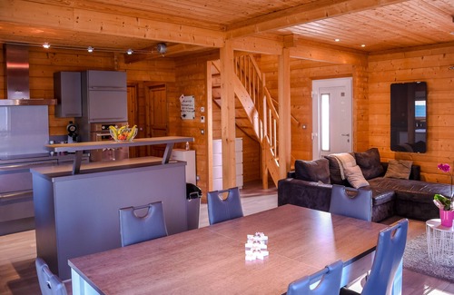 Chaudefontaine House | Insolite Maison Bois Wifi Netflix Coeur de L'argonne et Batailles de Verdun