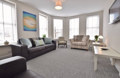 Portstewart Apartment | Inspired by The Prom near the Beach & Portstewart Golf Club