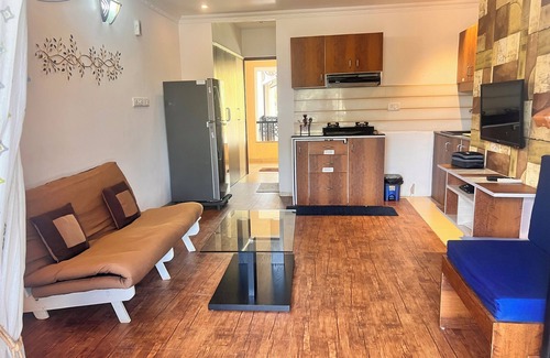 Arpora Apartment | Insta-Worthy 1 BHK Apt. with Pool & WiFi near Baga,Calangute, Anjuna Beaches