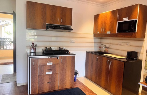 Arpora Apartment | Insta-Worthy 1 BHK Apt. with Pool & WiFi near Baga,Calangute, Anjuna Beaches