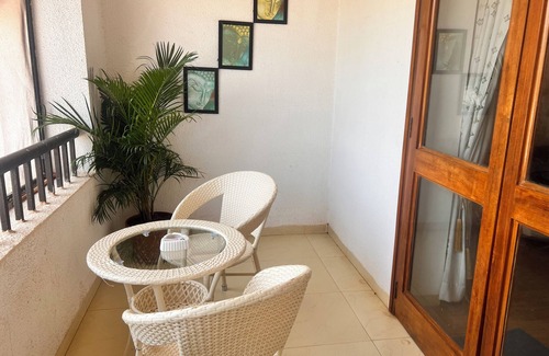 Arpora Apartment | Insta-Worthy 1 BHK Apt. with Pool & WiFi near Baga,Calangute, Anjuna Beaches