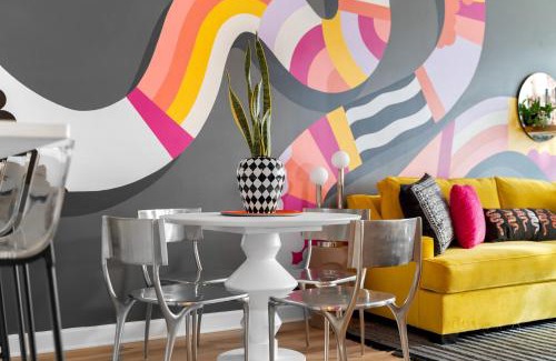 Fifth Ward House | INSTA worthy Home! *Sleeps 8* - Walker's Point!