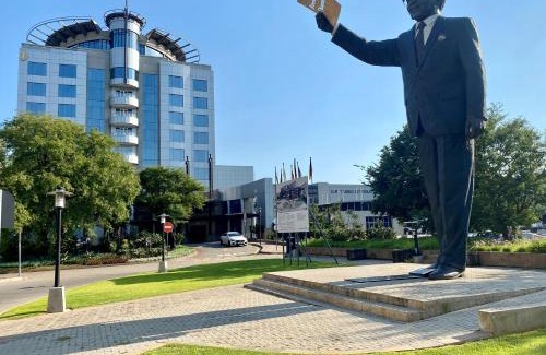O.R. Tambo Hotel | InterContinental Johannesburg OR Tambo Airport Hotel by IHG