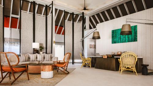 Maamunagau Island Resort | Intercontinental Maldives Maamunagau Resort with Club benefits by IHG