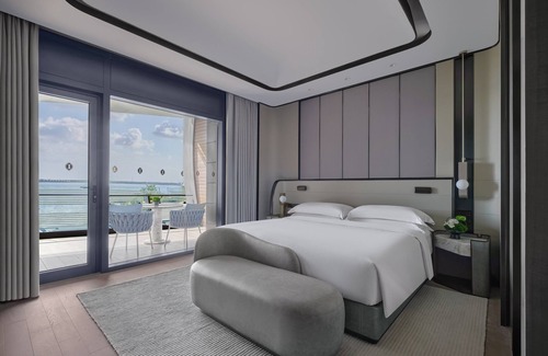 Pudong Hotel | InterContinental Shanghai Harbour City by IHG