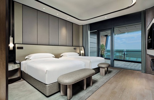 Pudong Hotel | InterContinental Shanghai Harbour City by IHG