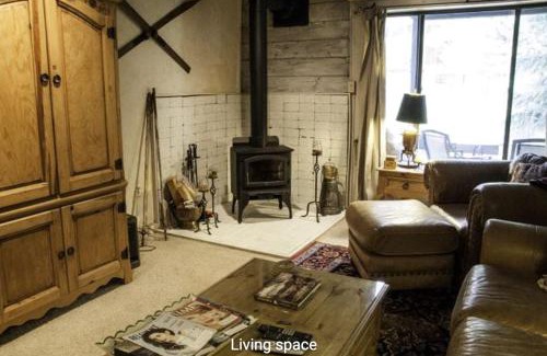 Vail Apartment | Interlochen #B9