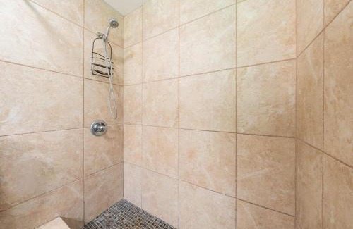 Kaanapali House | International Colony Club 37 · ICC 37 Remodeled Hawaiian Cottage