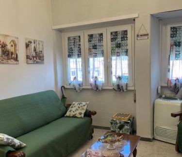 Tivoli Apartment | Intero Appartamento dei Pini - posto auto incluso - 4 piano senza ascensore
