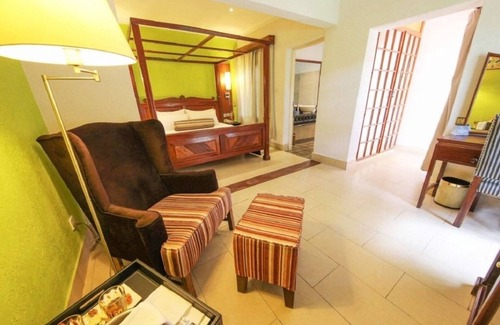 Naivasha Hotel | Intimate Lakeside Room, Ideal Setting for a Relaxing Nature Break | Free Parking