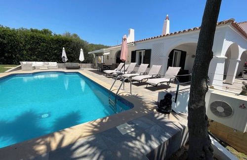 Punta Prima House | Intimate luxury villa 5 minutes' walk from the beach in a quiet location