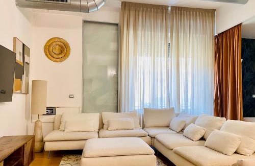 San Babila Apartment | INTOMILAN I Design Apartment in the Heart of Milan