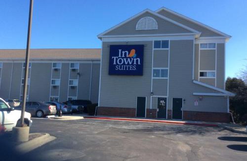 Elk Grove Village Hotel | InTown Suites Extended Stay Chicago IL - Elk Grove O'Hare