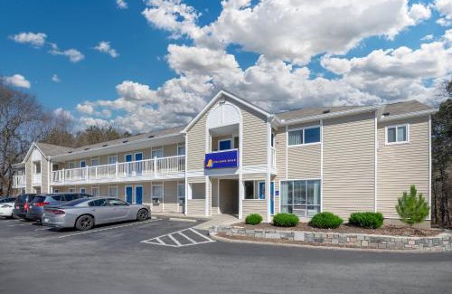 Norcross Hotel | InTown Suites Extended Stay Atlanta GA - Norcross