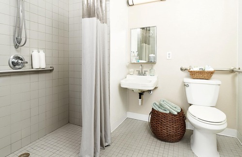 McNeil Hotel | InTown Suites Extended Stay Austin TX – Research Blvd