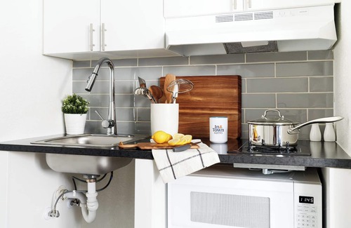 Carrollton Apartment | InTown Suites Extended Stay Carrollton TX – West Trinity Mills