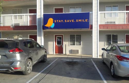 North San Antonio - SAT Hotel | InTown Suites Extended Stay San Antonio TX - Nacogdoches Road