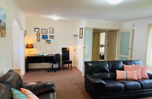 Apollo Bay House | Intrigue FREE WI-FI