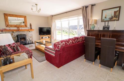 Downings House | Inverbeg Cottage 1