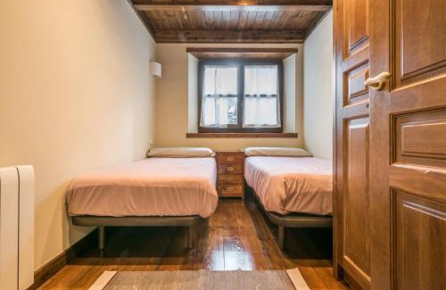 Baqueira Apartment | Invernalia by Totiaran