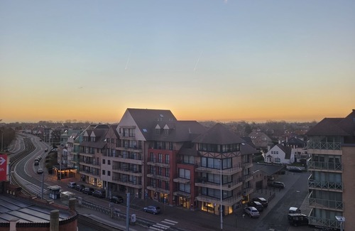 Sint-Idesbald Apartment | Invigorating and relaxing stay in our luxurious apartment 50 m from the sea