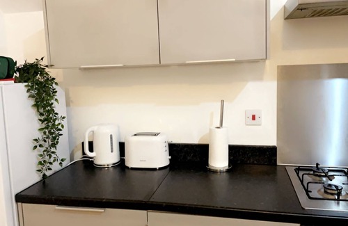 Wakefield Apartment | Inviting 2-Bed Apartment in Wakefield Charming
