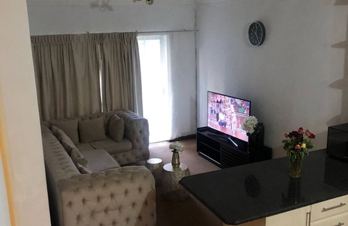 Edenvale Apartment | Inviting 3-Bed Apartment in Edenvale