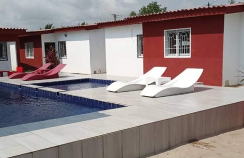 Assinie Apartment | Inviting 6-Bed with Swimming Pool in Assinie