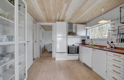 Thyholm House | Inviting cottage with wonderful views of the countryside.