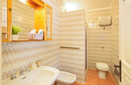 Copanello House | Inviting villa in Mediterranean style and panoramic position.