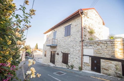 Pano Lefkara House | Iosiphis Stonebuilt House
