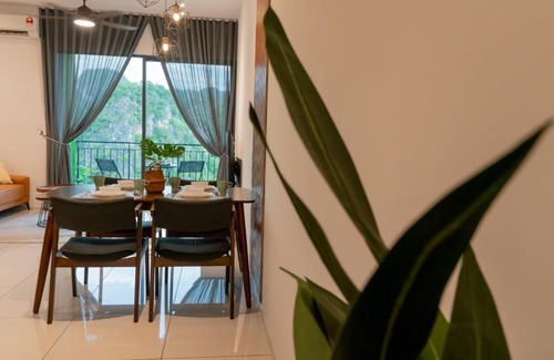 Ulu Kinta Apartment | Ipoh Tambun Lost World Sunway Onsen Suite 2R 8Pax Mira Theme Park View
