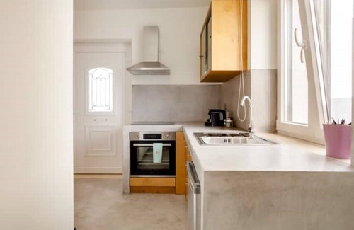 Perama Apartment | Irene's Garden, Aggeliki
