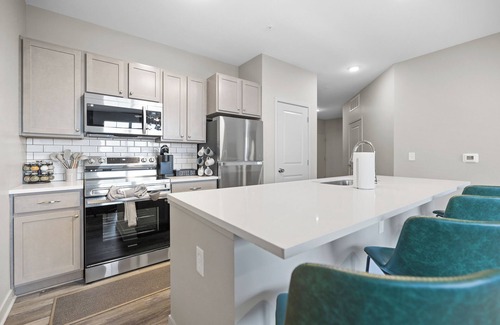 Whitestown Apartment | IRIE Living, Replenish Kg 2Bd+Gym+Pool, BRAND NEW!