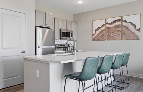 Whitestown Apartment | IRIE Living, Replenish Kg 2Bd+Gym+Pool, BRAND NEW!