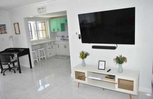 Orange Bay House | Irie Vibes Ocean View
