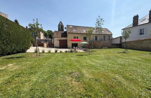 Dourdan Apartment | Iris d'eau - Charming 2 room village center
