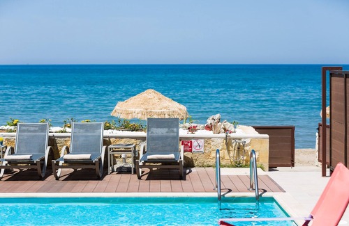 Rethymno Villa | Iris & Espera Luxury BeachFront Residences