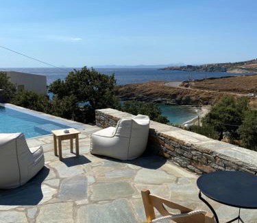 Koundouros Apartment | Iris villa
