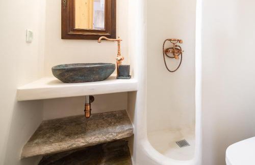 Koundouros Apartment | Iris villa