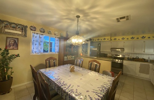 North Hills West House | Is a corner house close to magic mountain park and universal studios.