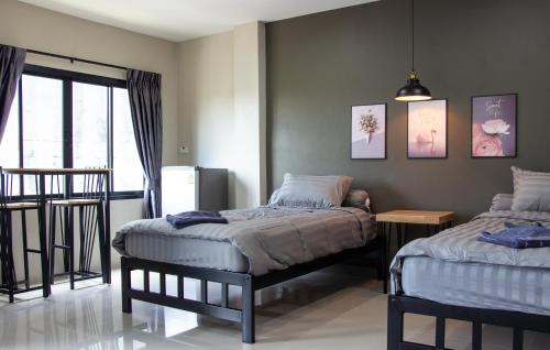 Ratchaburi Hotel | Is Am Are Stay Boutique