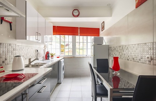 Rio de Mouro Apartment | Isabel Dream I, 400m from the train, 6 Km from Sintra