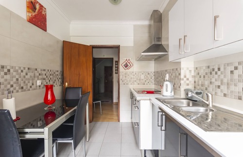 Rio de Mouro Apartment | Isabel Dream I, 400m from the train, 6 Km from Sintra