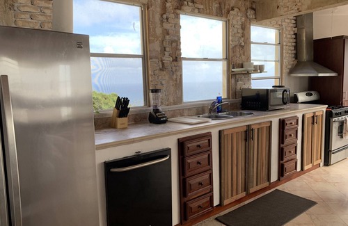 Guayabos House | Isabela Oceanfront Mansion sleeps 16