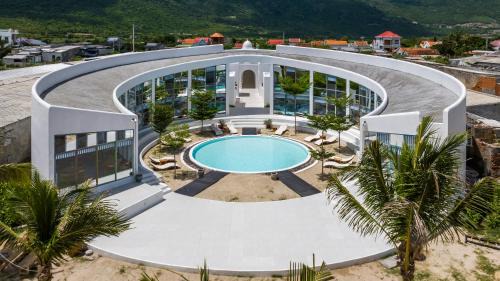 Ninh Phuoc Hotel | iSea Resort