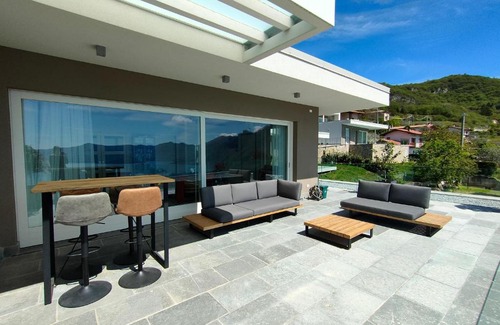 Solto Collina Apartment | IseoLakeRental - Blue Note