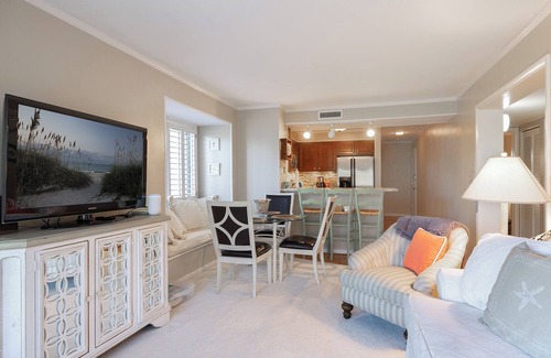 Atlantic Beach Condo | Island Beach Racquet Club 105H, Soundside Condo in Atlantic Beach, NC!