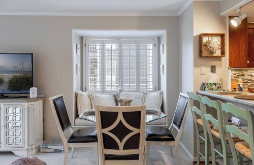 Atlantic Beach Condo | Island Beach Racquet Club 105H, Soundside Condo in Atlantic Beach, NC!